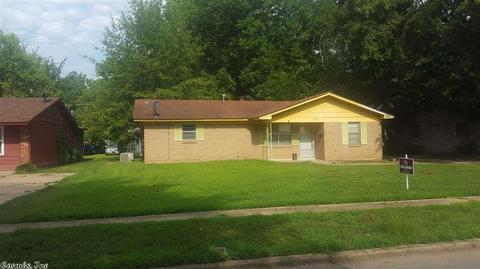 1502 Belmont Dr, Pine Bluff, AR 71601 photo 1