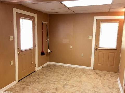1024 Davis, Conway, AR 72034 photo 9