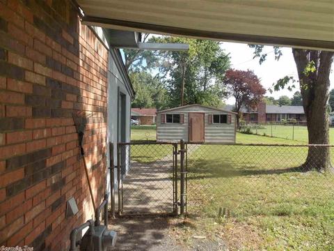 804 W Minnesota St, Beebe, AR 72012 photo 4
