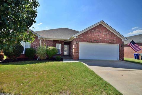 1690 Hosta, Conway, AR 72034 photo 1