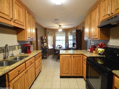 904 Silktree Dr, Bryant, AR 72022 photo 5