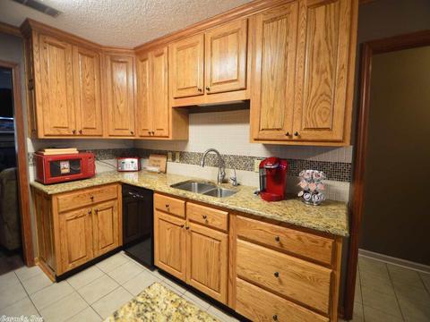 904 Silktree Dr, Bryant, AR 72022 photo 3