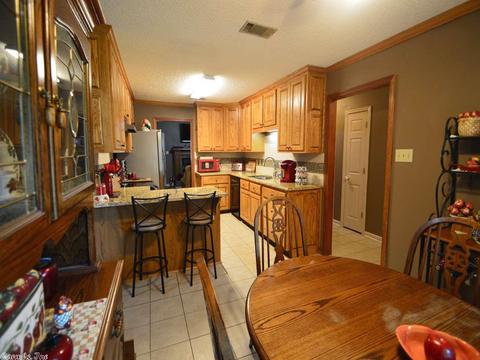 904 Silktree Dr, Bryant, AR 72022 photo 9