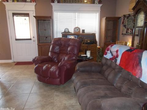 204 Wild Mango Cv, Benton, AR 72015 photo 3