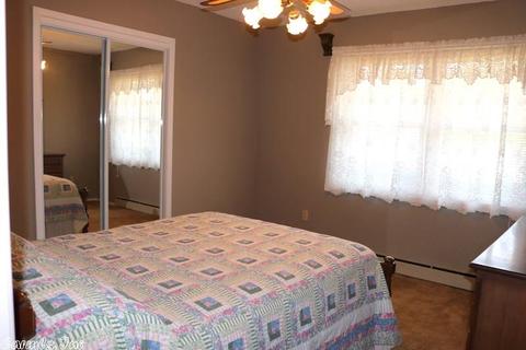 404 Thompson, Horatio, AR 71842 photo 6
