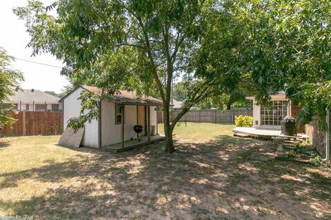 212 S Hampton, Conway, AR 72034 photo 21
