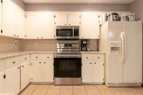 212 S Hampton, Conway, AR 72034 photo 8