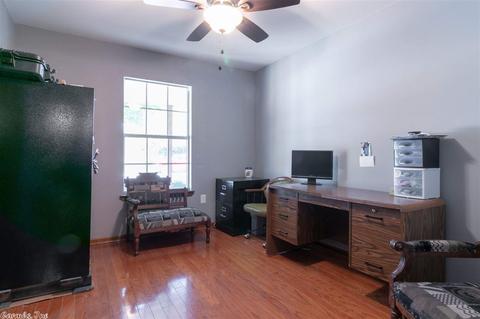 212 S Hampton, Conway, AR 72034 photo 13