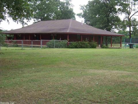 208 Caprice Trl, Malvern, AR 72104 photo 1