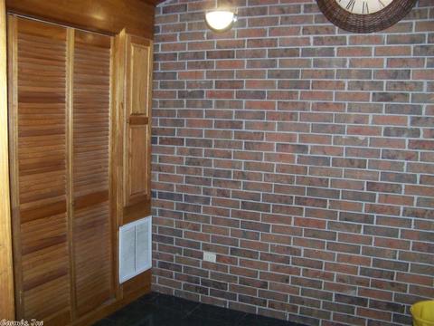 208 Caprice Trl, Malvern, AR 72104 photo 9