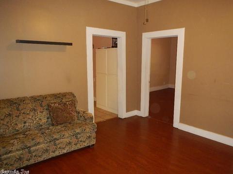 603 Denton St, Benton, AR 72015 photo 2