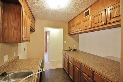 1010 Brookview Dr, Benton, AR 72015 photo 12