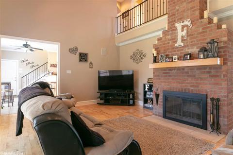 1990 Penny St, Conway, AR 72034 photo 9