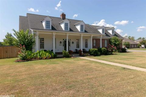 1990 Penny St, Conway, AR 72034 photo 2