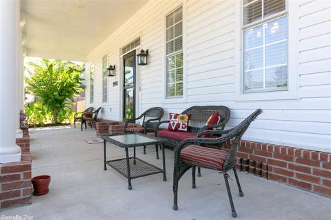 1990 Penny St, Conway, AR 72034 photo 4