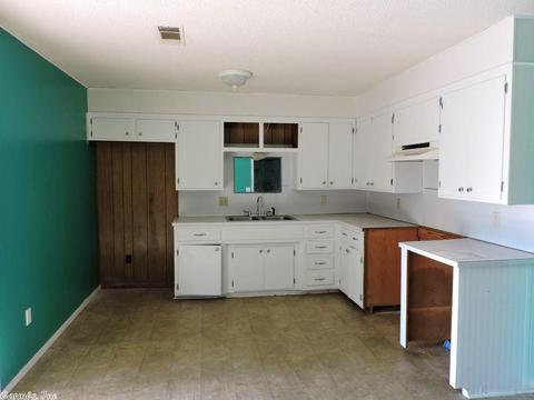 1306 Bayer St, Malvern, AR 72104 photo 6