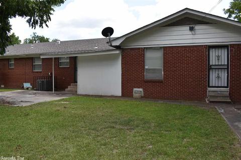 211 Linden Cir, Pine Bluff, AR 71603 photo 9