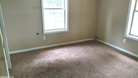 292 E Carlson, Trumann, AR 72472 photo 6