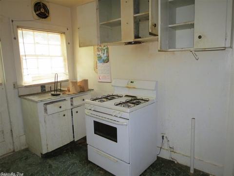 2006 W 28th Ave, Pine Bluff, AR 71603 photo 11