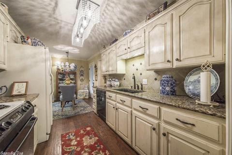 1925 Payne Ln, Conway, AR 72034 photo 6