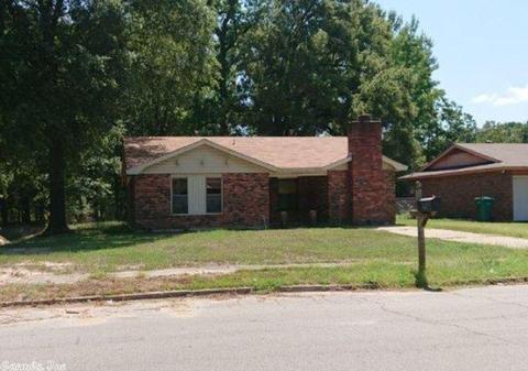 2505 S Taft St, Pine Bluff, AR 71603 photo 1