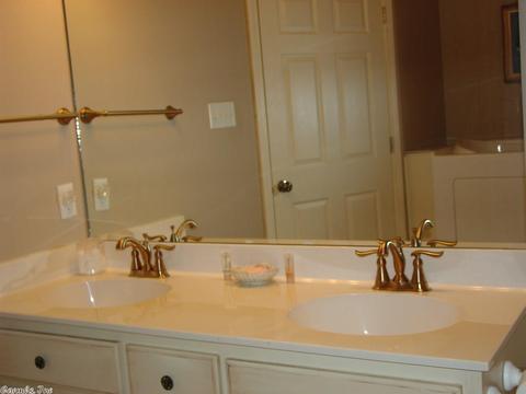 1003 Sunset Gdns E, Bryant, AR 72022 photo 23