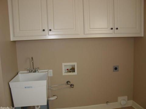 1003 Sunset Gdns E, Bryant, AR 72022 photo 32