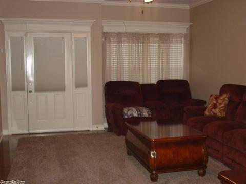 1003 Sunset Gdns E, Bryant, AR 72022 photo 4