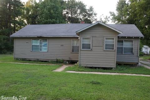105 E 27th Ave, Pine Bluff, AR 71603 photo 1