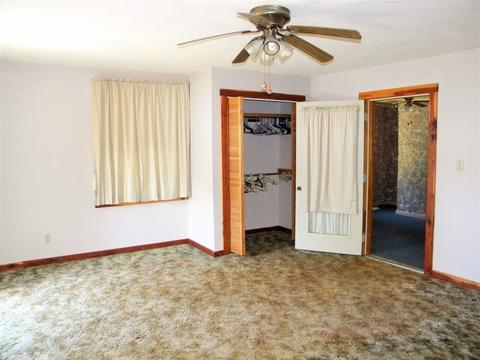 207 Dry Bone Rd, Ash Flat, AR 72513 photo 3