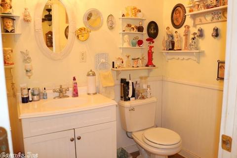 164 E Main St, Lockesburg, AR 71846 photo 9