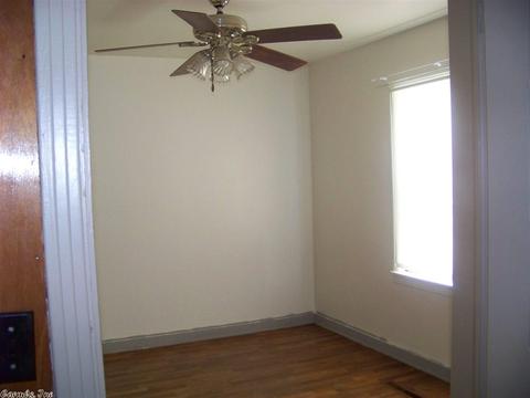 1428 Mchenry St, Malvern, AR 72104 photo 6