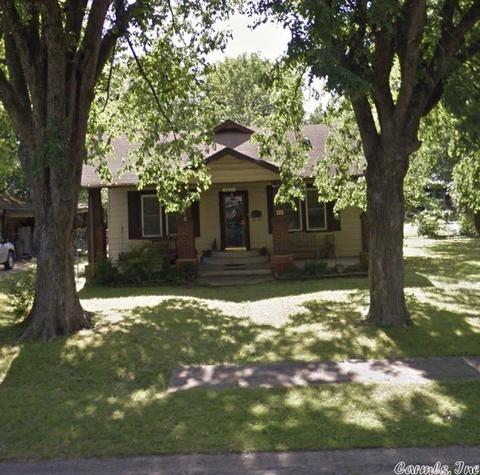 1311 Davis, Conway, AR 72034 photo 1