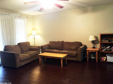 1120 Brookview, Benton, AR 72015 photo 2