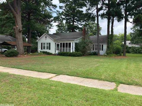 1303 W 26, Pine Bluff, AR 71603 photo 1