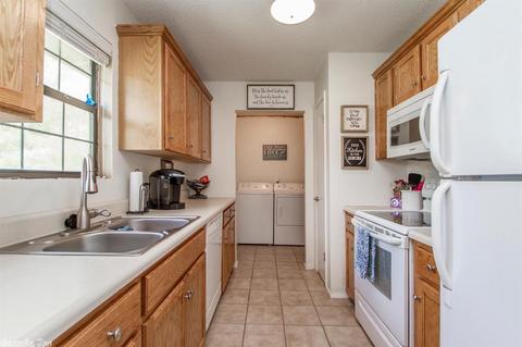 238 Cates, Benton, AR 72015 photo 15