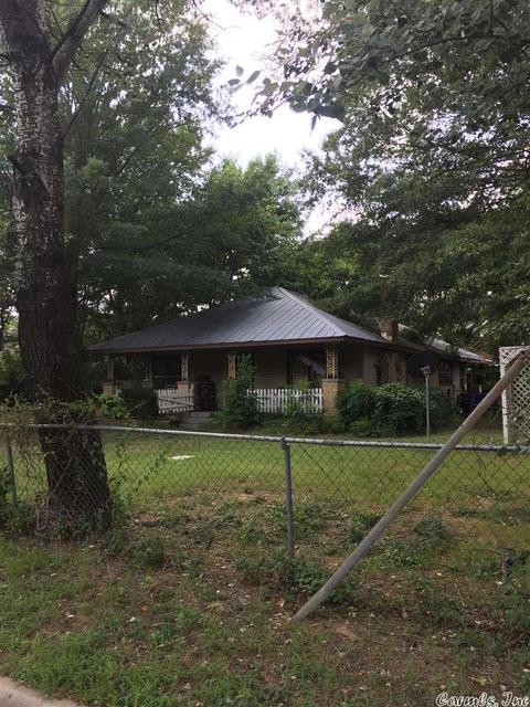 143 Oliver, Conway, AR 72034 photo 1