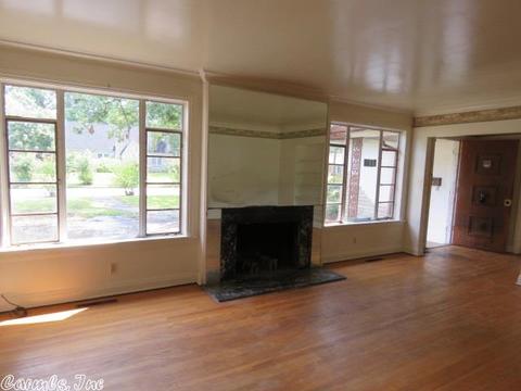 1215 W 29th Ave, Pine Bluff, AR 71603 photo 2