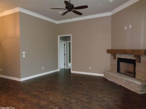 916 Dawsons Pointe Ave, Bryant, AR 72022 photo 9
