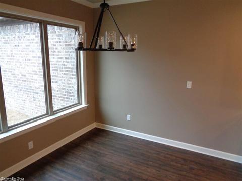 916 Dawsons Pointe Ave, Bryant, AR 72022 photo 8