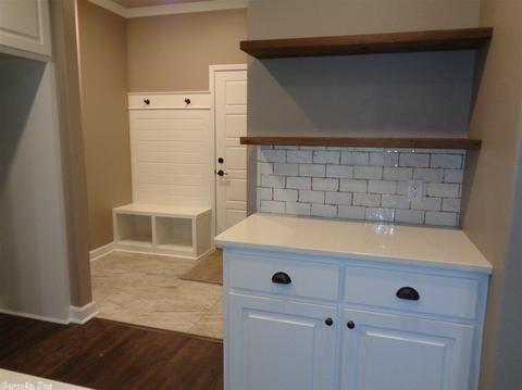 916 Dawsons Pointe Ave, Bryant, AR 72022 photo 5
