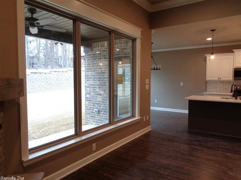 916 Dawsons Pointe Ave, Bryant, AR 72022 photo 7