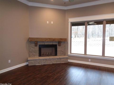 916 Dawsons Pointe Ave, Bryant, AR 72022 photo 6