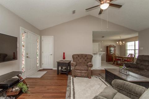 32 Willard St, Ward, AR 72176 photo 5