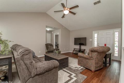 32 Willard St, Ward, AR 72176 photo 2