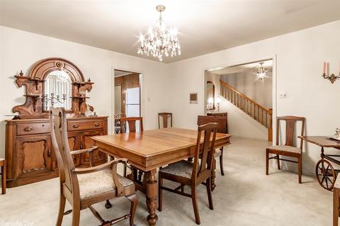 13 Williamsburg Ct, Conway, AR 72034 photo 9