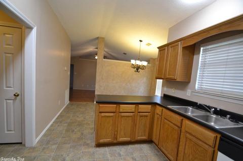 1018 Allyson Ave, Bryant, AR 72022 photo 9