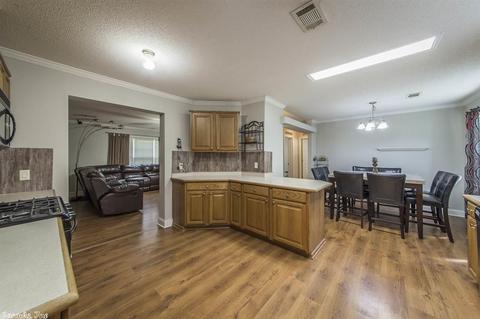 512 Joyner Loop, Lonoke, AR 72086 photo 14