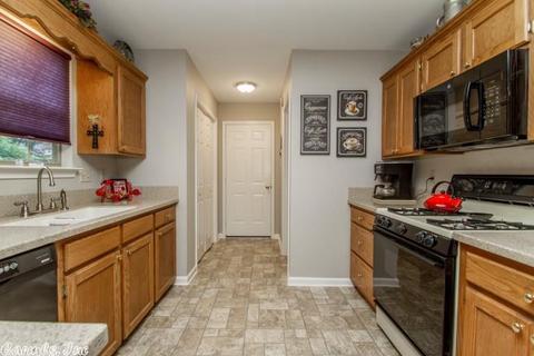 2404 Spring Creek Dr, Benton, AR 72015 photo 11