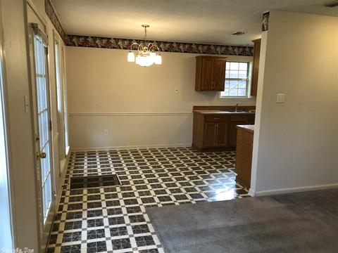 2150 Cedar Oaks, Conway, AR 72034 photo 4